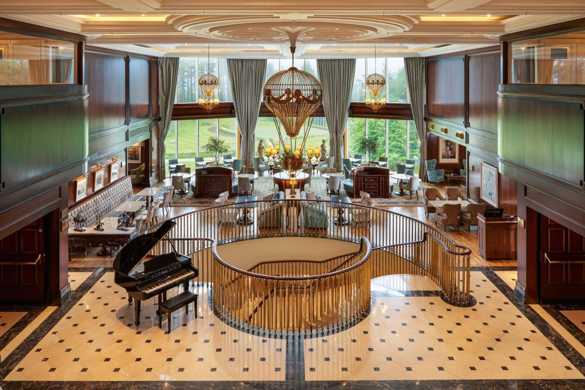 Powerscourt Hotel, Autograph Collection Enniskerry Exteriör bild The lobby of the hotel